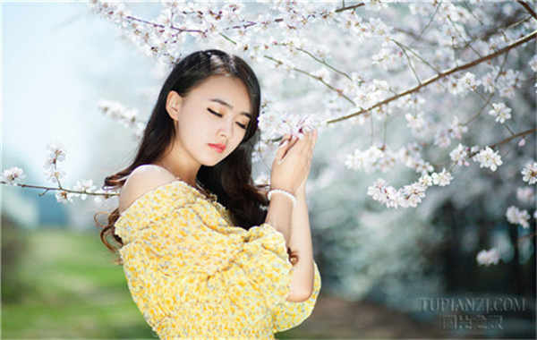 回民怀孕初期验血查男女准吗几天出结果(怀孕初期验血hcg值多少正常)